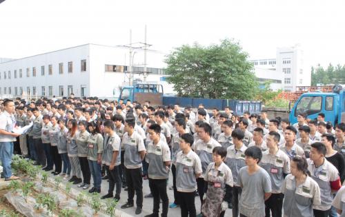 钣金事业部起劲响应招呼，，，，，，召开全事业部“清静活动月”发动大会