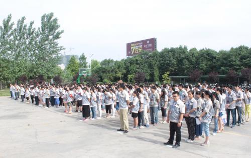 2015合肥云顶国际彩晶事业部消防演练：“清静第一，，，，，，预防为主”